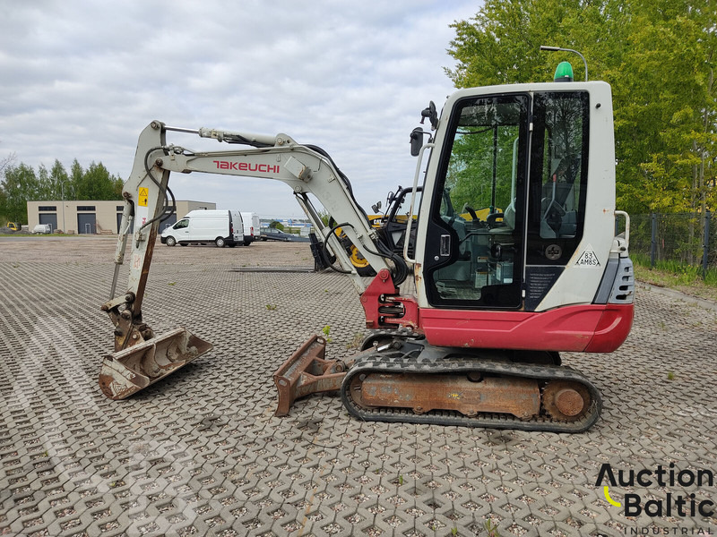 Takeuchi TB228 - Μίνι εκσκαφέας: φωτογραφία 3 Takeuchi TB228 - Μίνι εκσκαφέας: φωτογραφία 3
