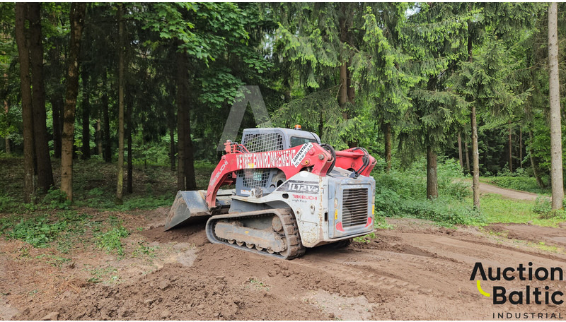 Takeuchi TL12V-2 - Ερπυστριοφόρος φορτωτής: φωτογραφία 4 Takeuchi TL12V-2 - Ερπυστριοφόρος φορτωτής: φωτογραφία 4