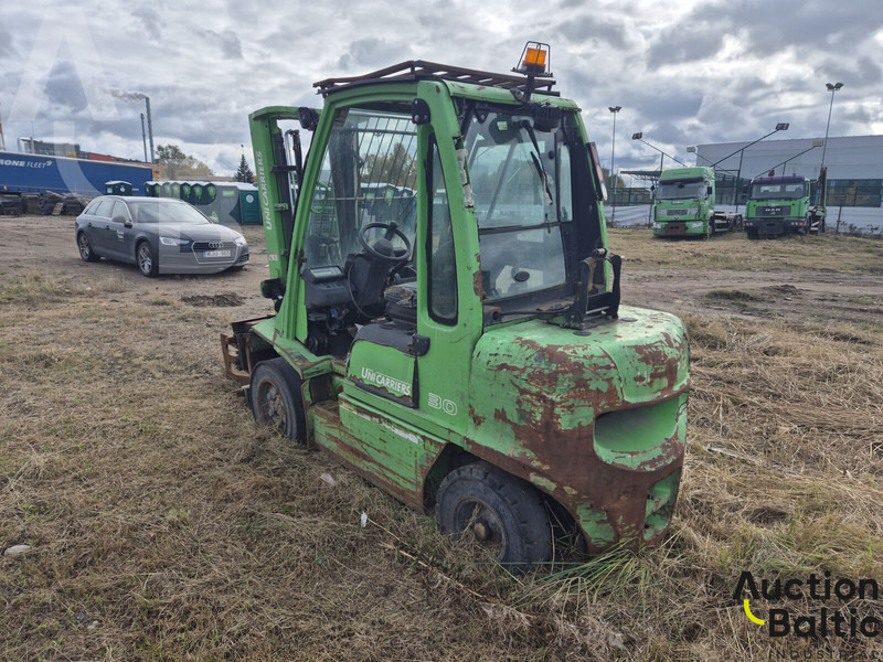 UniCarriers 30 - Πετρελαιοκίνητο περονοφόρο: φωτογραφία 5 UniCarriers 30 - Πετρελαιοκίνητο περονοφόρο: φωτογραφία 5