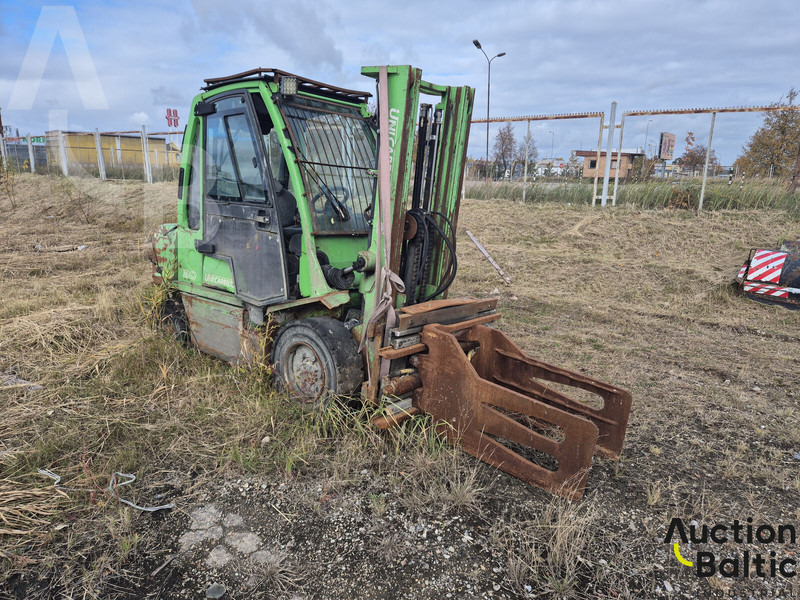 UniCarriers 30 - Πετρελαιοκίνητο περονοφόρο: φωτογραφία 2 UniCarriers 30 - Πετρελαιοκίνητο περονοφόρο: φωτογραφία 2