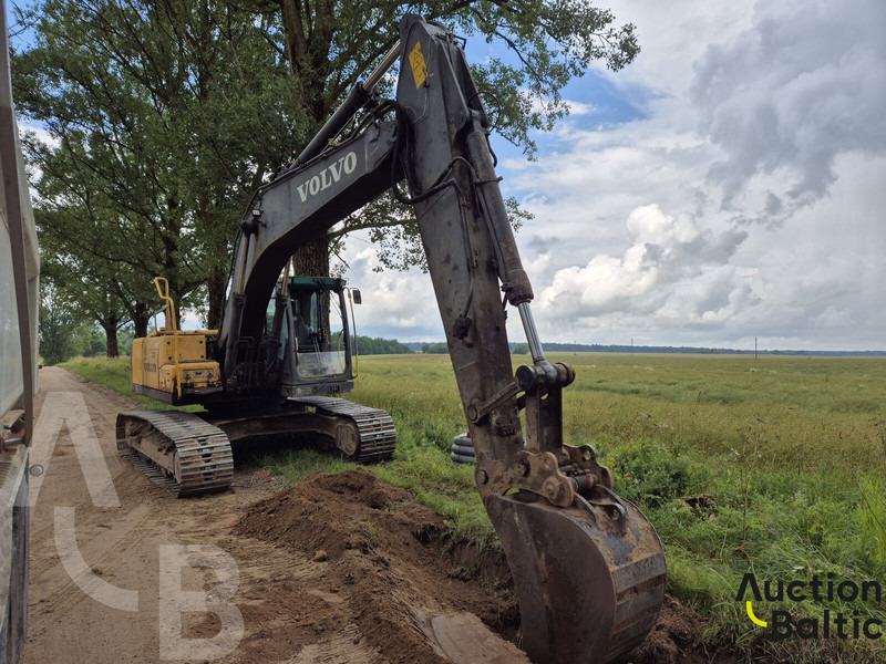 Volvo EC 210 C L - Ερπυστριοφόρος εκσκαφέας: φωτογραφία 1 Volvo EC 210 C L - Ερπυστριοφόρος εκσκαφέας: φωτογραφία 1