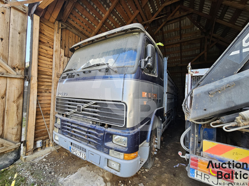 Volvo FH12 - Φορτηγό με ανοιχτή καρότσα: φωτογραφία 1 Volvo FH12 - Φορτηγό με ανοιχτή καρότσα: φωτογραφία 1