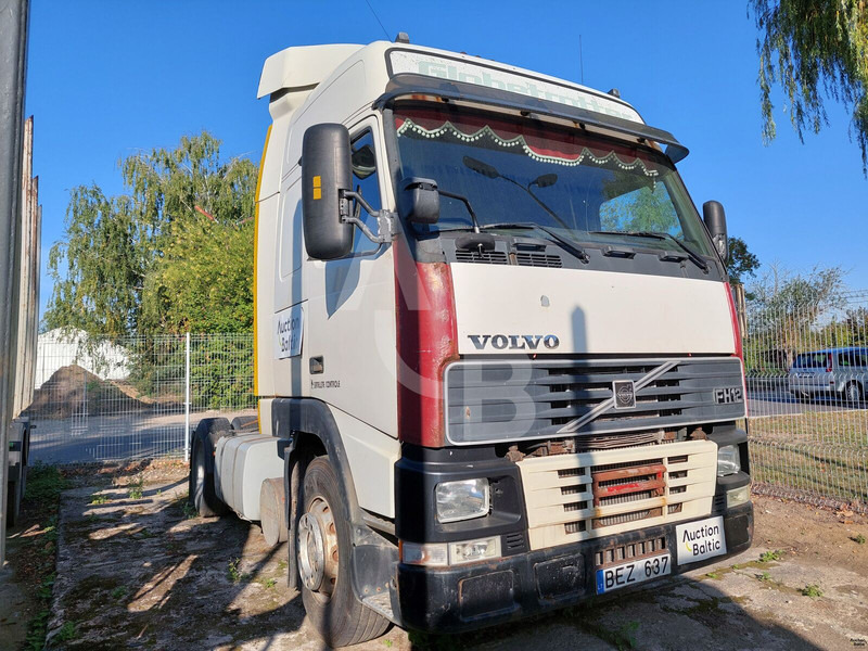 Volvo FH12 - Τράκτορας: φωτογραφία 2 Volvo FH12 - Τράκτορας: φωτογραφία 2