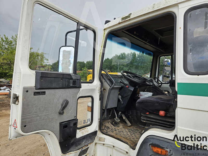 Volvo FL 608 - Φορτηγό ρυμούλκησης: φωτογραφία 5 Volvo FL 608 - Φορτηγό ρυμούλκησης: φωτογραφία 5