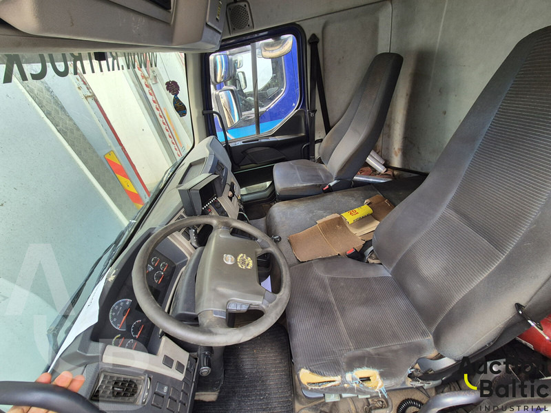 Volvo FL240 - Φορτηγό κόφα: φωτογραφία 5 Volvo FL240 - Φορτηγό κόφα: φωτογραφία 5