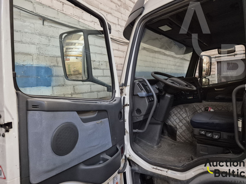 Volvo FM380 - Φορτηγό με ανοιχτή καρότσα: φωτογραφία 5 Volvo FM380 - Φορτηγό με ανοιχτή καρότσα: φωτογραφία 5