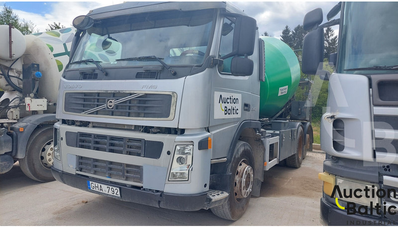 Volvo FM9 - Μπετονιέρα φορτηγό: φωτογραφία 1 Volvo FM9 - Μπετονιέρα φορτηγό: φωτογραφία 1