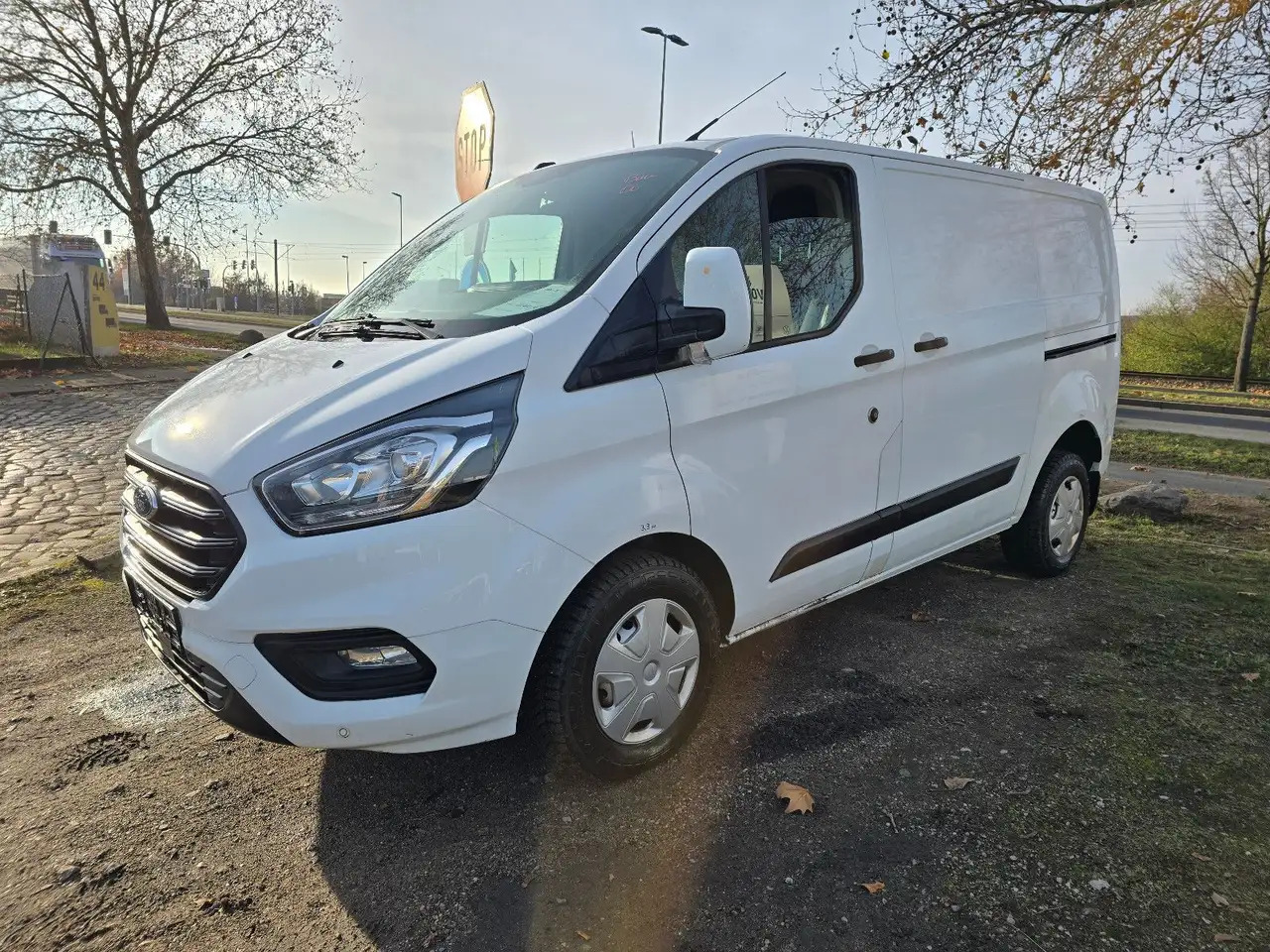Ford Transit Custom Kasten 280 L1 Trend - Βαν: φωτογραφία 2 Ford Transit Custom Kasten 280 L1 Trend - Βαν: φωτογραφία 2