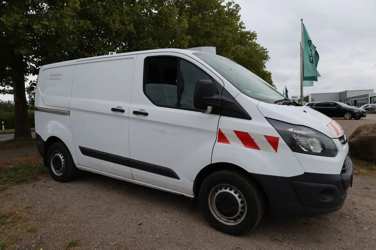 Ford Transit Custom Kasten/Flügeltüren - Βαν: φωτογραφία 1 Ford Transit Custom Kasten/Flügeltüren - Βαν: φωτογραφία 1