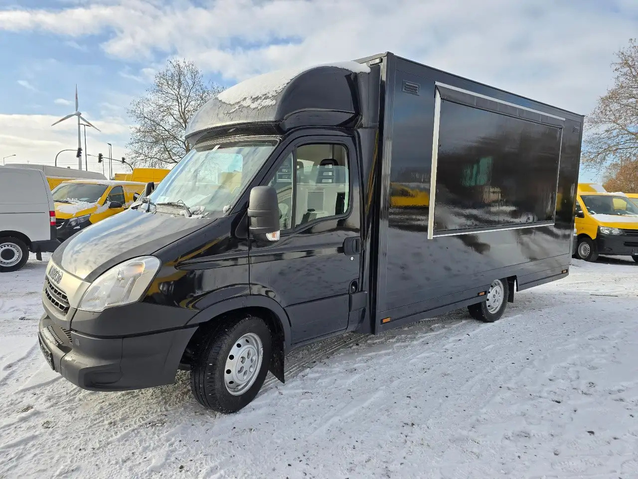 Iveco IS35SI2AA/ FOODTRUCK/Daily - Αυτοκινούμενη καντίνα: φωτογραφία 4 Iveco IS35SI2AA/ FOODTRUCK/Daily - Αυτοκινούμενη καντίνα: φωτογραφία 4