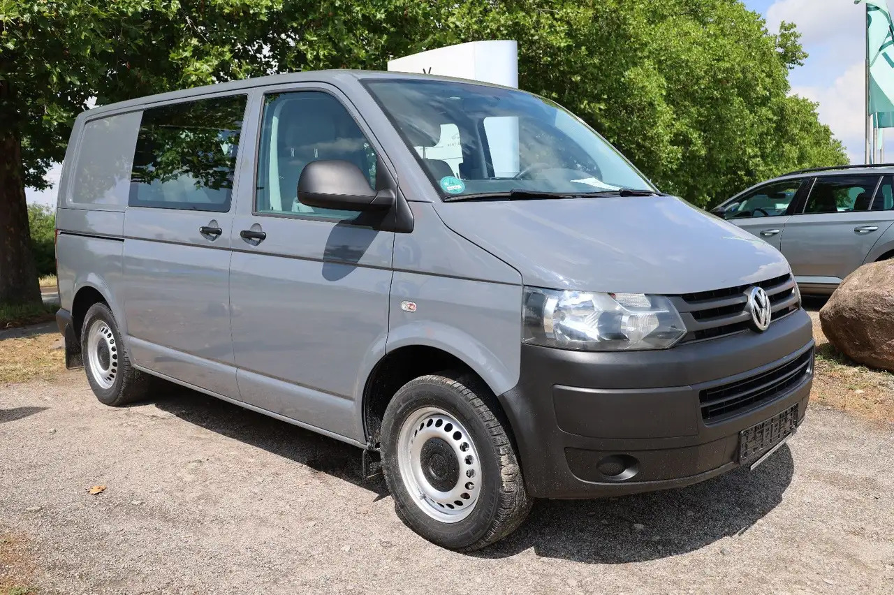 Volkswagen T5 Transporter Kasten-Kombi 2.0 TDI/EU5/5-Sitze - Αυτοκίνητο: φωτογραφία 2 Volkswagen T5 Transporter Kasten-Kombi 2.0 TDI/EU5/5-Sitze - Αυτοκίνητο: φωτογραφία 2