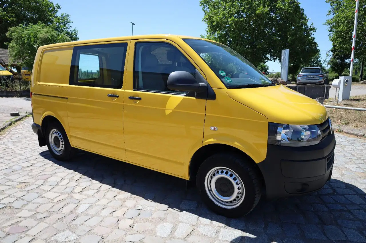 Volkswagen T5 Transporter Kasten-Kombi 2.0 TDI/EU5 - Αυτοκίνητο: φωτογραφία 1 Volkswagen T5 Transporter Kasten-Kombi 2.0 TDI/EU5 - Αυτοκίνητο: φωτογραφία 1