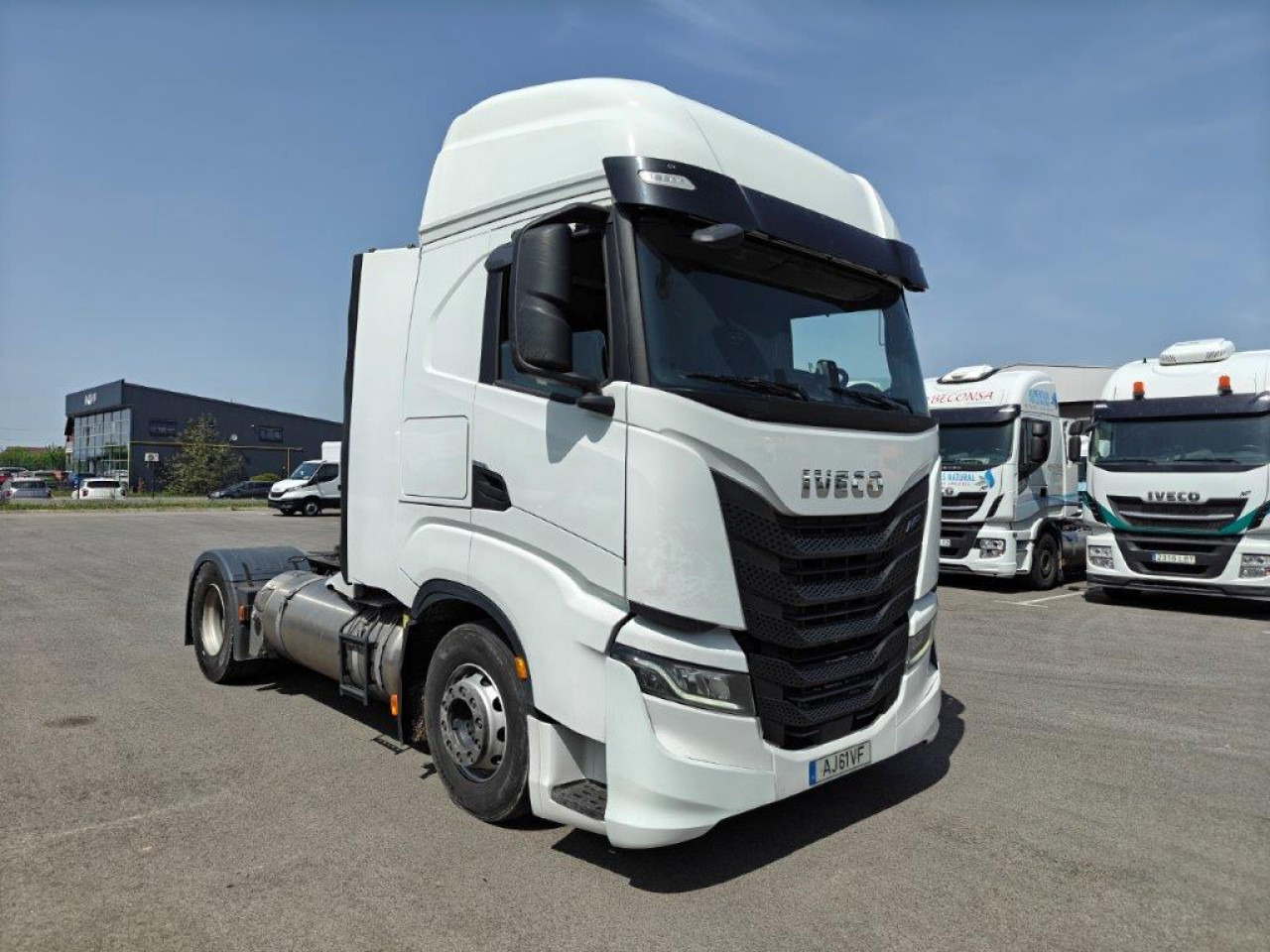 IVECO S-Way AS440S46T/P2LNG Euro6 Intarder Klima - Τράκτορας: φωτογραφία 1 IVECO S-Way AS440S46T/P2LNG Euro6 Intarder Klima - Τράκτορας: φωτογραφία 1