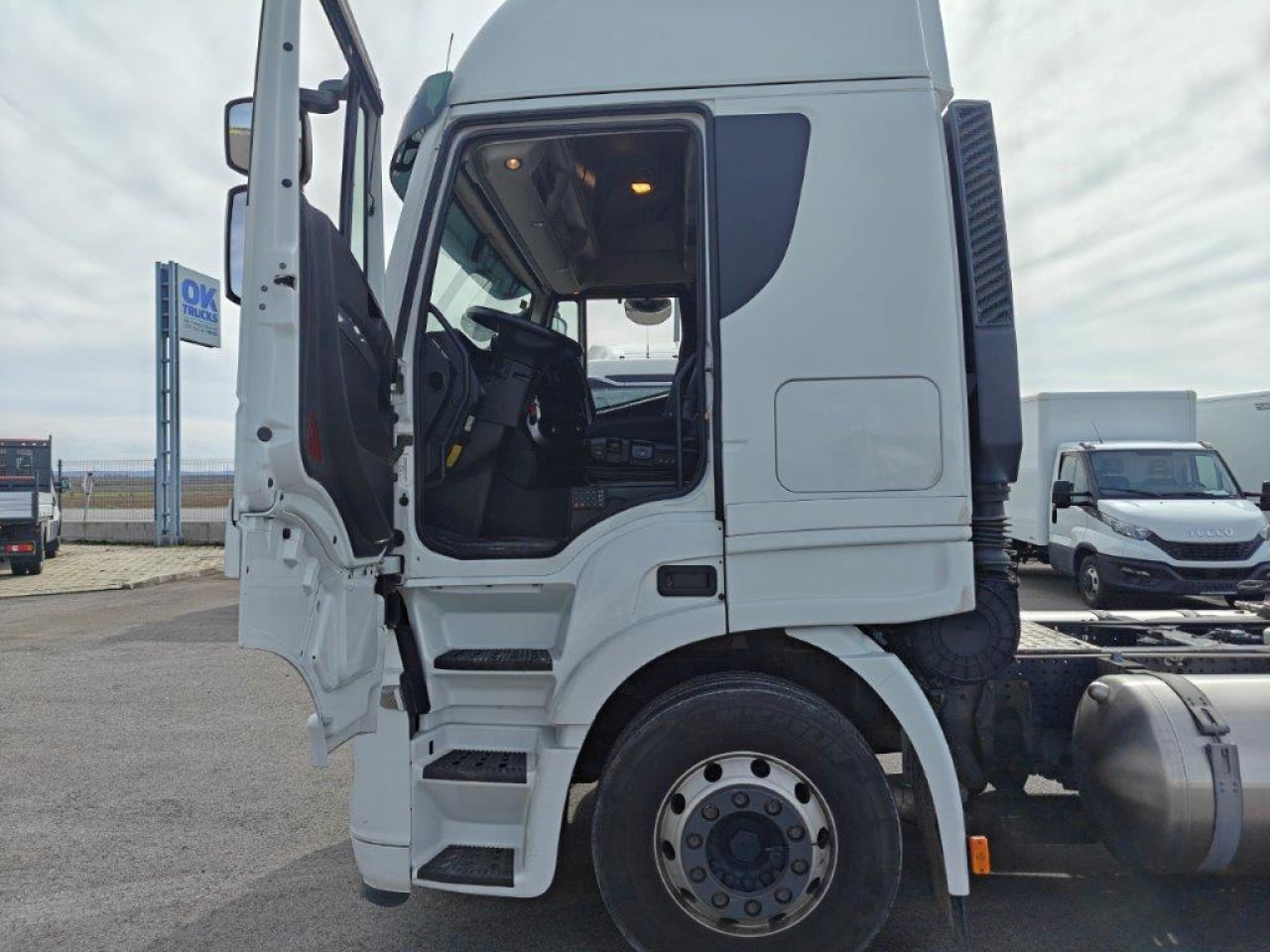 Μίσθωση IVECO Stralis AS440S46T/PLNG Intarder Klima Luftfeder ZV IVECO Stralis AS440S46T/PLNG Intarder Klima Luftfeder ZV: φωτογραφία 6 Μίσθωση IVECO Stralis AS440S46T/PLNG Intarder Klima Luftfeder ZV IVECO Stralis AS440S46T/PLNG Intarder Klima Luftfeder ZV: φωτογραφία 6
