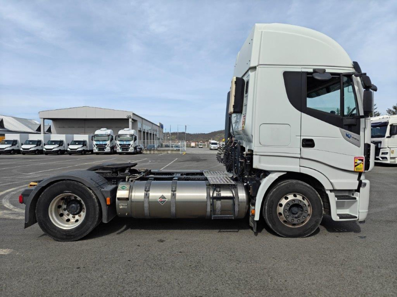 Μίσθωση IVECO Stralis AS440S46T/PLNG Intarder Klima Luftfeder ZV IVECO Stralis AS440S46T/PLNG Intarder Klima Luftfeder ZV: φωτογραφία 21 Μίσθωση IVECO Stralis AS440S46T/PLNG Intarder Klima Luftfeder ZV IVECO Stralis AS440S46T/PLNG Intarder Klima Luftfeder ZV: φωτογραφία 21