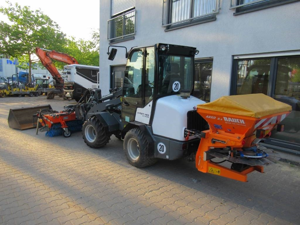 GiANT V452T X-Tra HD Kehrmaschine/Streuer - Ελαστιχοφόρος φορτωτής: φωτογραφία 4 GiANT V452T X-Tra HD Kehrmaschine/Streuer - Ελαστιχοφόρος φορτωτής: φωτογραφία 4