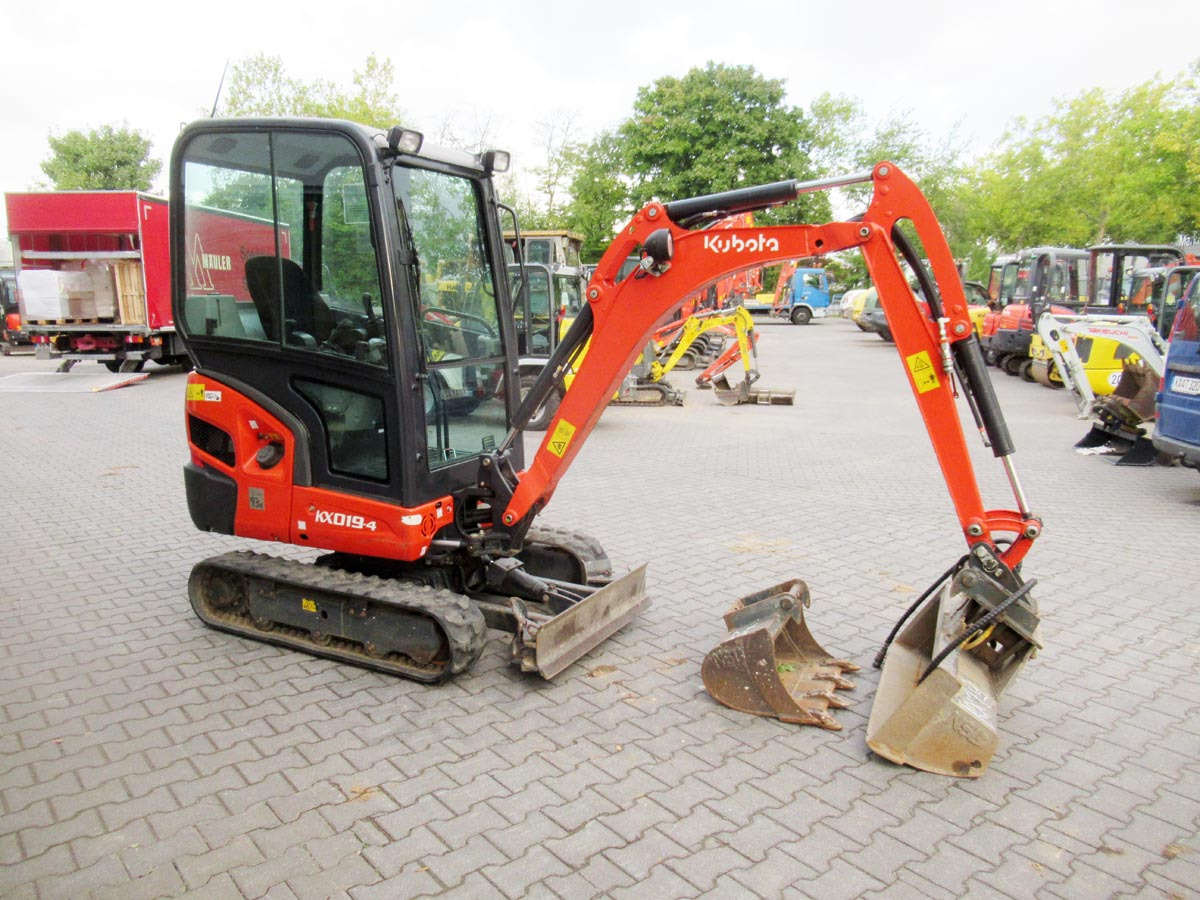 Kubota KX019-4 - Μίνι εκσκαφέας: φωτογραφία 2 Kubota KX019-4 - Μίνι εκσκαφέας: φωτογραφία 2