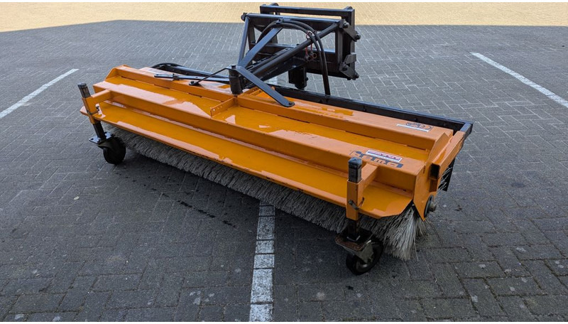 Bema Bema 25 Veegmachine - Μηχάνημα καθαρισμού: φωτογραφία 4 Bema Bema 25 Veegmachine - Μηχάνημα καθαρισμού: φωτογραφία 4