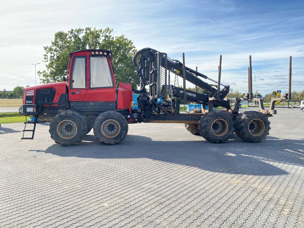 Komatsu 855 - Λαστιχοφόρα προωθητικo - forwarder: φωτογραφία 2 Komatsu 855 - Λαστιχοφόρα προωθητικo - forwarder: φωτογραφία 2