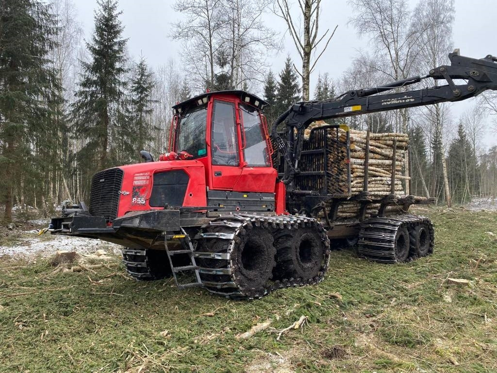 Komatsu 855 - Λαστιχοφόρα προωθητικo - forwarder: φωτογραφία 1 Komatsu 855 - Λαστιχοφόρα προωθητικo - forwarder: φωτογραφία 1