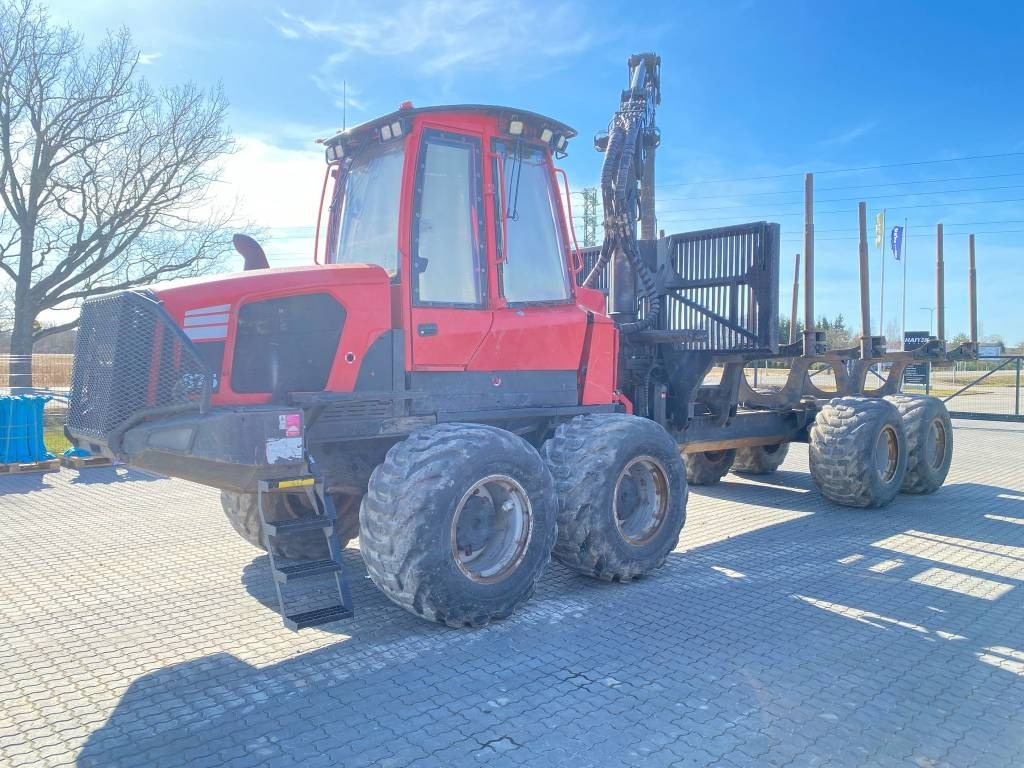 Komatsu 875 - Λαστιχοφόρα προωθητικo - forwarder: φωτογραφία 1 Komatsu 875 - Λαστιχοφόρα προωθητικo - forwarder: φωτογραφία 1