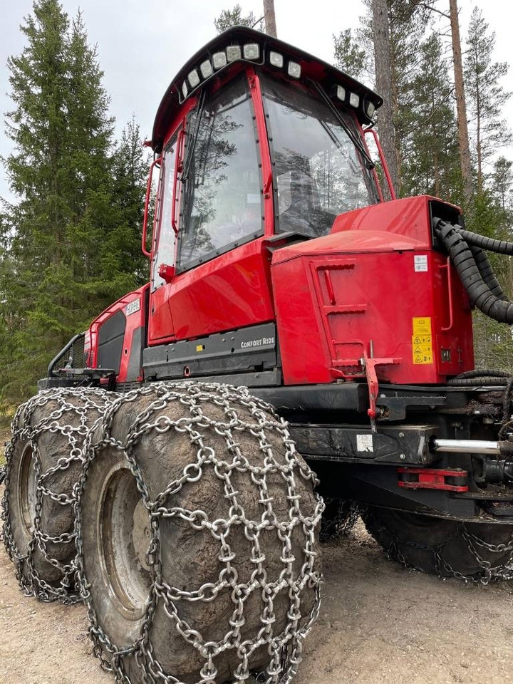 Komatsu 895 - Λαστιχοφόρα προωθητικo - forwarder: φωτογραφία 2 Komatsu 895 - Λαστιχοφόρα προωθητικo - forwarder: φωτογραφία 2