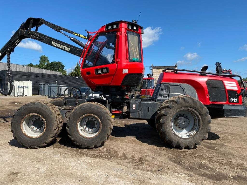 Komatsu 911 - Συλλεκτική μηχανή - forest harvester: φωτογραφία 2 Komatsu 911 - Συλλεκτική μηχανή - forest harvester: φωτογραφία 2