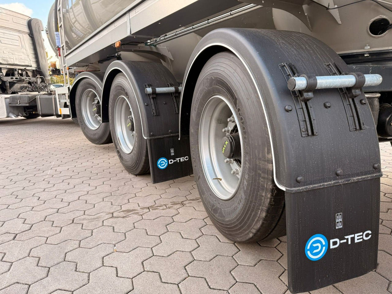 D-TEC Gülletanker 30m³ mit Zwangslenkung - Επικαθήμενο βυτίο: φωτογραφία 2 D-TEC Gülletanker 30m³ mit Zwangslenkung - Επικαθήμενο βυτίο: φωτογραφία 2