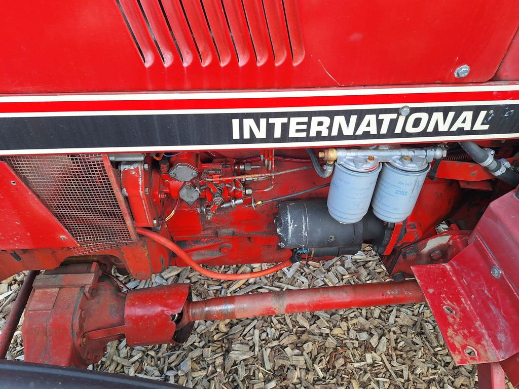 Τρακτέρ IHC 833 Allrad Kabine: φωτογραφία 11