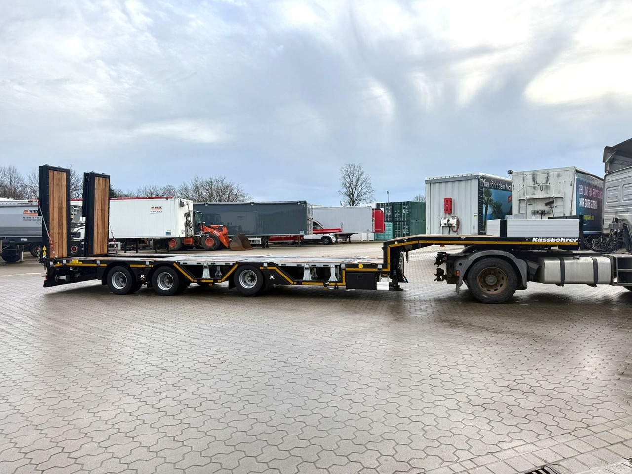 Kässbohrer SLAR3 Tele Tiefbett Radmulden metallisiert - Επικαθήμενο με χαμηλό δάπεδο: φωτογραφία 5 Kässbohrer SLAR3 Tele Tiefbett Radmulden metallisiert - Επικαθήμενο με χαμηλό δάπεδο: φωτογραφία 5