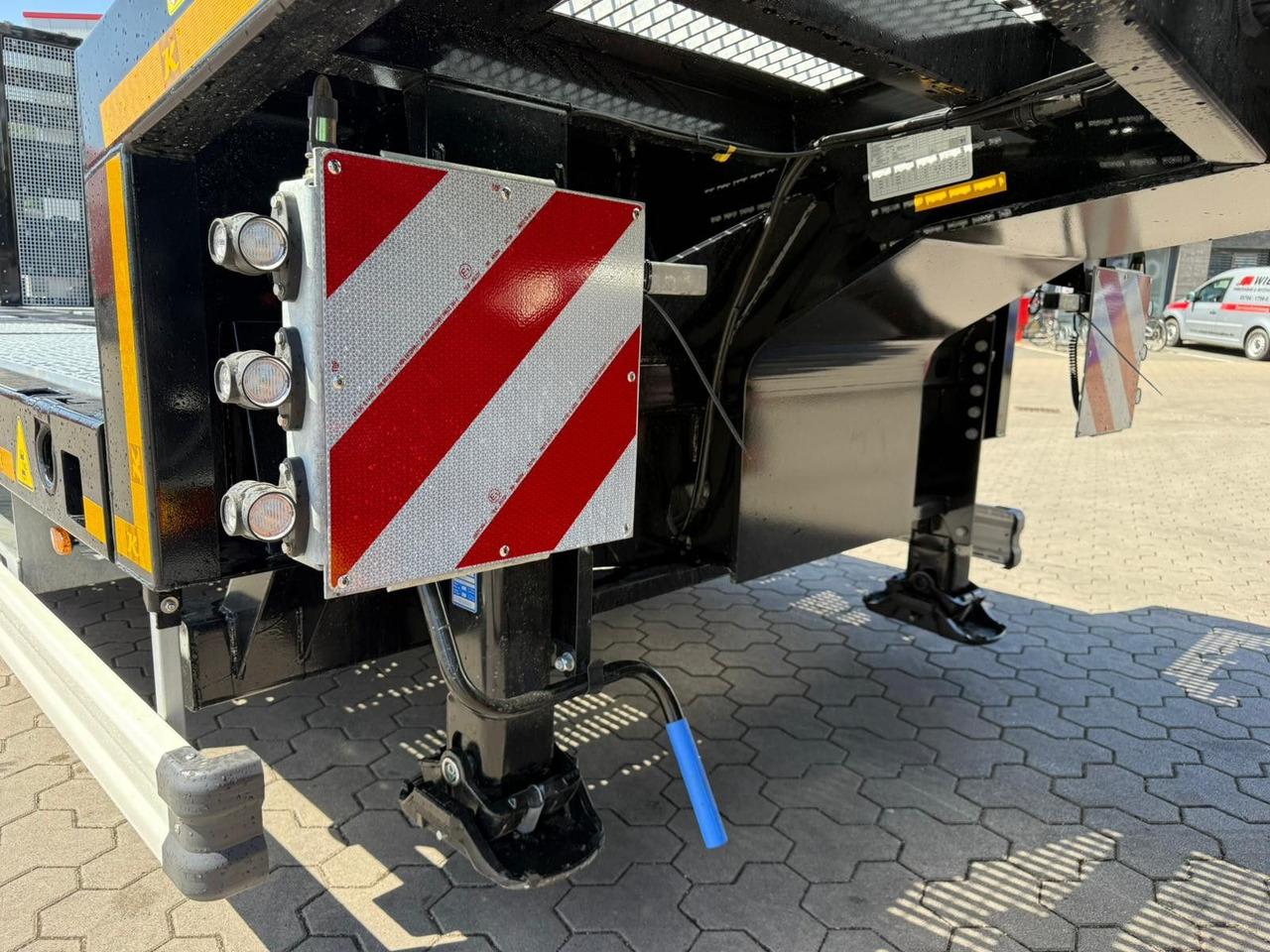 Επικαθήμενο με χαμηλό δάπεδο Kässbohrer SLS.HS Tieflader mit hydr. Schwanenhals: φωτογραφία 15 Επικαθήμενο με χαμηλό δάπεδο Kässbohrer SLS.HS Tieflader mit hydr. Schwanenhals: φωτογραφία 15