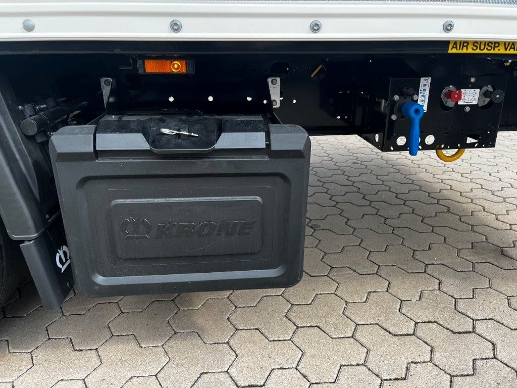 Επικαθήμενο κόφα Krone SZK 18 Koffer Event Mega-Koffer 2.900 mm Höhe: φωτογραφία 13 Επικαθήμενο κόφα Krone SZK 18 Koffer Event Mega-Koffer 2.900 mm Höhe: φωτογραφία 13