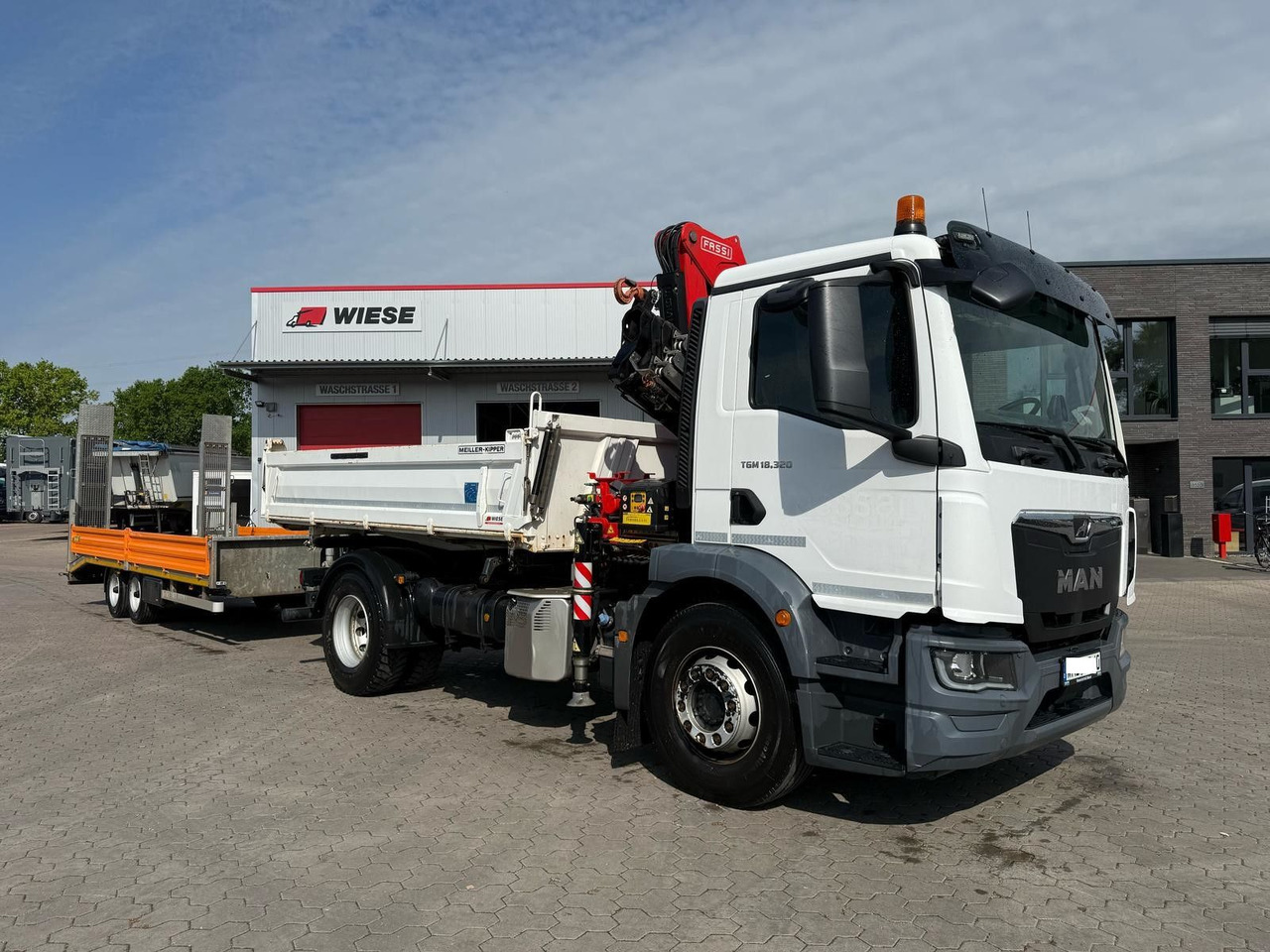 MAN TGM 18.320 4x2 BB mit Fassi F135 Kipper Kran - Φορτηγό ανατρεπόμενο, Φορτηγό με γερανό: φωτογραφία 1 MAN TGM 18.320 4x2 BB mit Fassi F135 Kipper Kran - Φορτηγό ανατρεπόμενο, Φορτηγό με γερανό: φωτογραφία 1