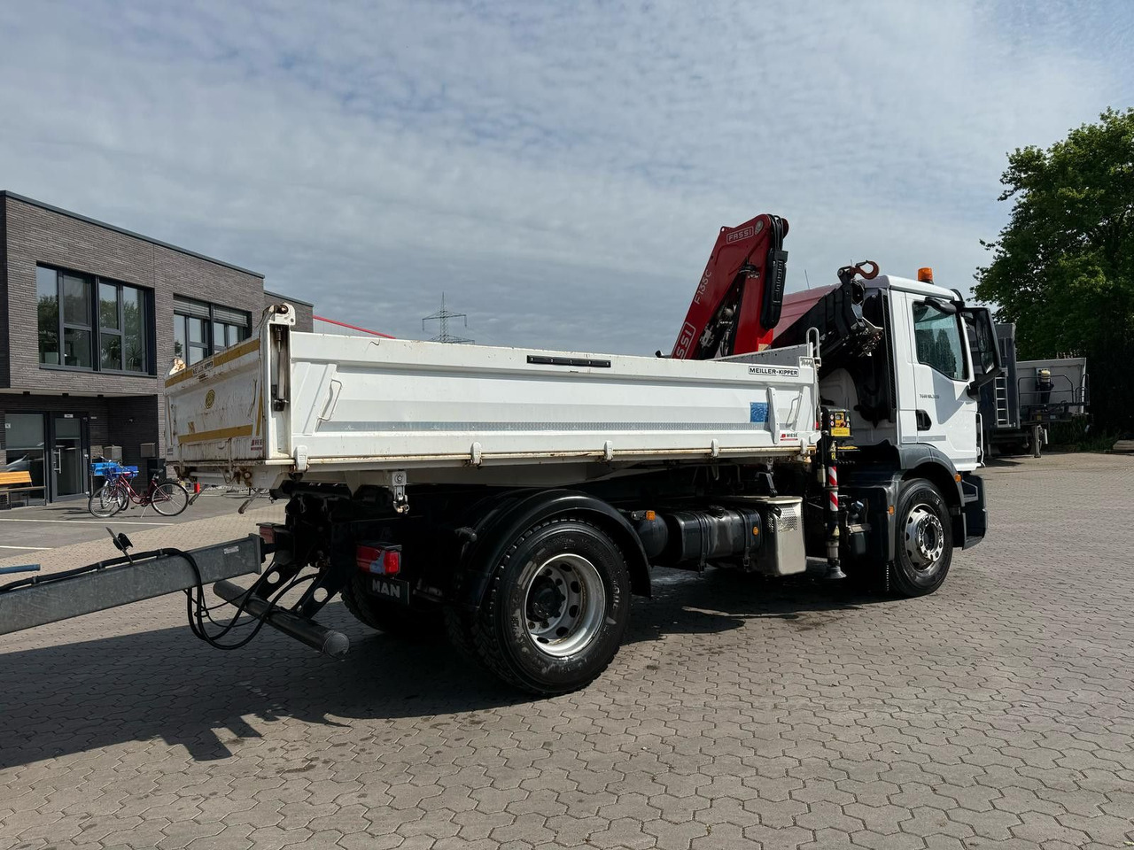 MAN TGM 18.320 4x2 BB mit Kran Fassi F135 Kipper - Φορτηγό ανατρεπόμενο, Φορτηγό με γερανό: φωτογραφία 4 MAN TGM 18.320 4x2 BB mit Kran Fassi F135 Kipper - Φορτηγό ανατρεπόμενο, Φορτηγό με γερανό: φωτογραφία 4