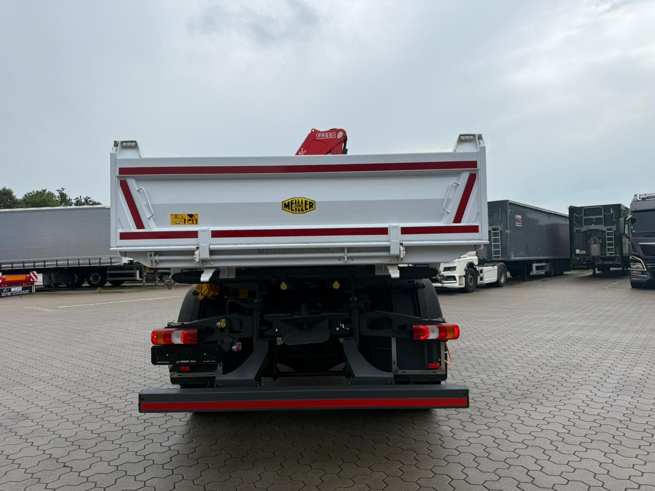 Mercedes-Benz Arocs 1835 4x4 Allrad Fassi F135 Kran Kipper - Φορτηγό με γερανό: φωτογραφία 5 Mercedes-Benz Arocs 1835 4x4 Allrad Fassi F135 Kran Kipper - Φορτηγό με γερανό: φωτογραφία 5