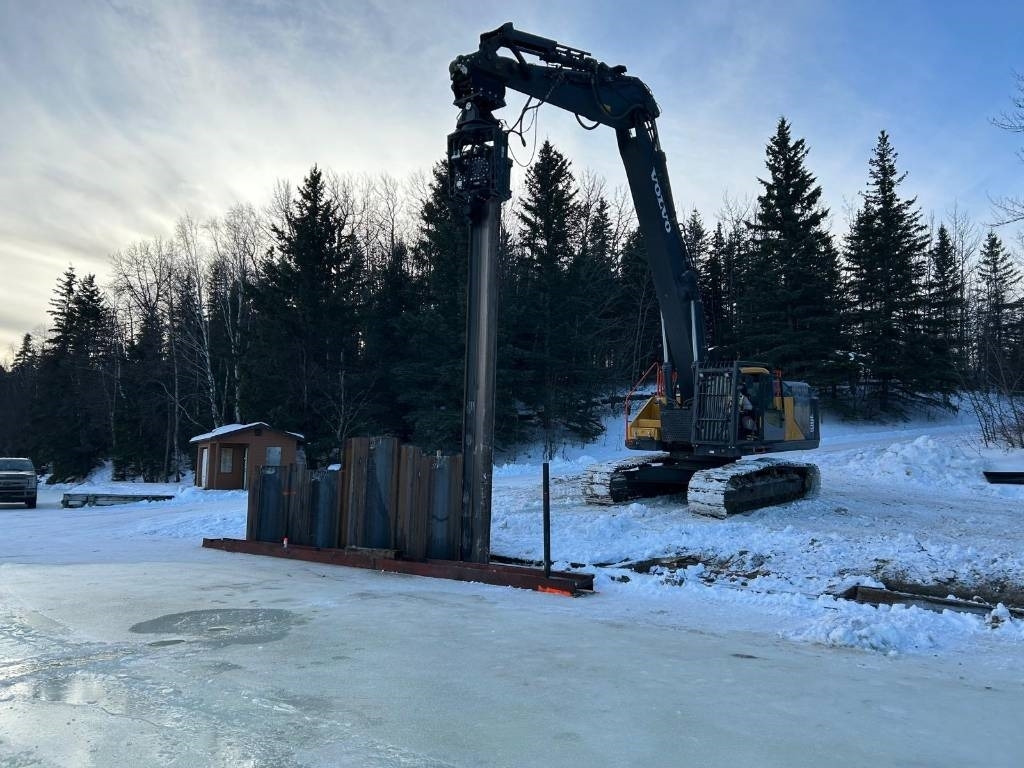 AJCE EUROPE AVH40ST Vibro Hammer Sheet Pile Driver - Πασσαλοπήκτης: φωτογραφία 1 AJCE EUROPE AVH40ST Vibro Hammer Sheet Pile Driver - Πασσαλοπήκτης: φωτογραφία 1
