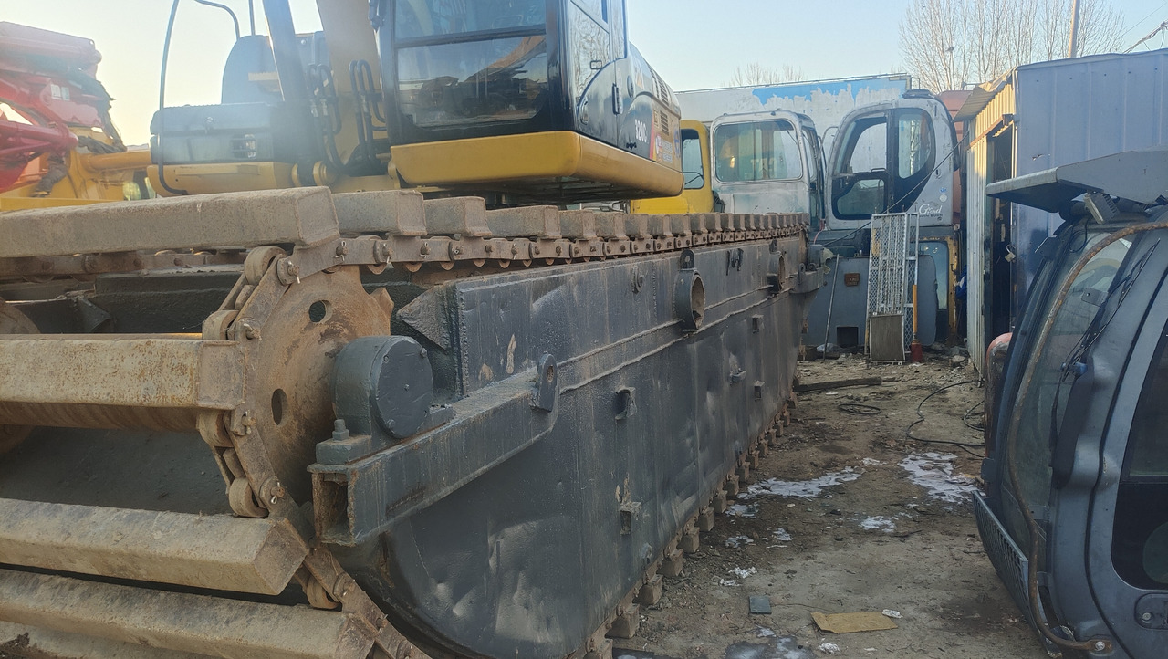 CATERPILLAR 320C - Πλωτός εκσκαφέας: φωτογραφία 2 CATERPILLAR 320C - Πλωτός εκσκαφέας: φωτογραφία 2