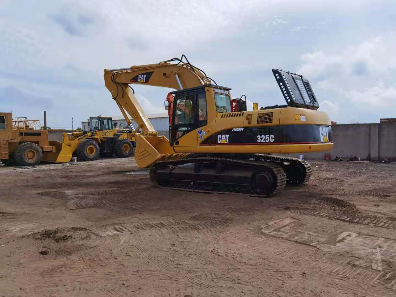 CATERPILLAR 325C - Ερπυστριοφόρος εκσκαφέας: φωτογραφία 3 CATERPILLAR 325C - Ερπυστριοφόρος εκσκαφέας: φωτογραφία 3