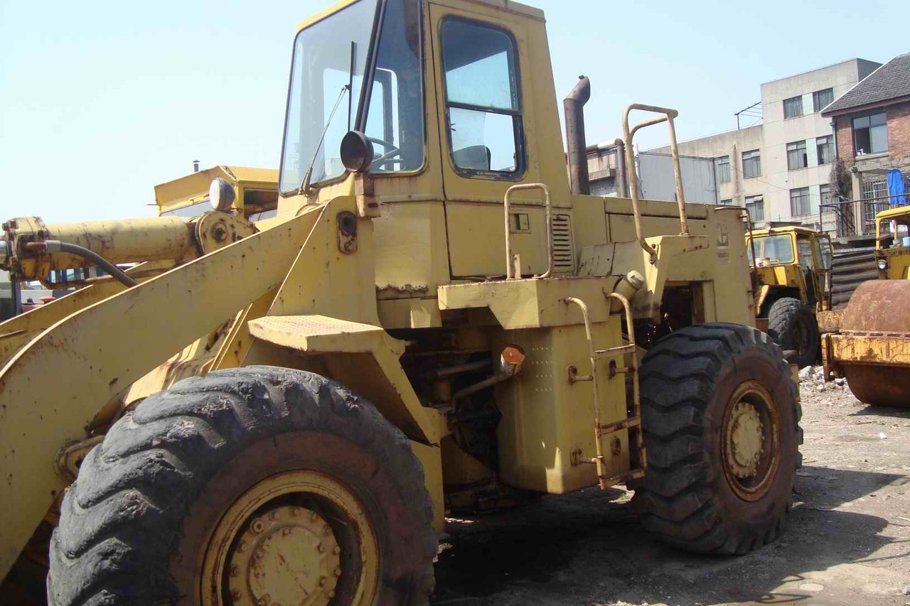 CATERPILLAR 950B - Ελαστιχοφόρος φορτωτής: φωτογραφία 4 CATERPILLAR 950B - Ελαστιχοφόρος φορτωτής: φωτογραφία 4