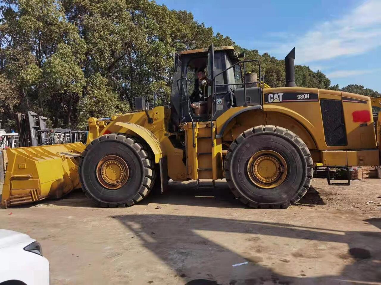 CATERPILLAR 980H - Ελαστιχοφόρος φορτωτής: φωτογραφία 4 CATERPILLAR 980H - Ελαστιχοφόρος φορτωτής: φωτογραφία 4