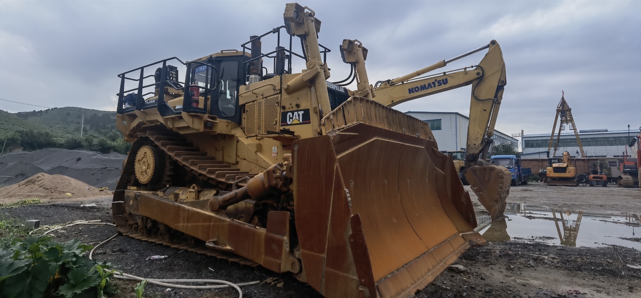 CATERPILLAR D10R - Μπουλντόζα: φωτογραφία 4 CATERPILLAR D10R - Μπουλντόζα: φωτογραφία 4