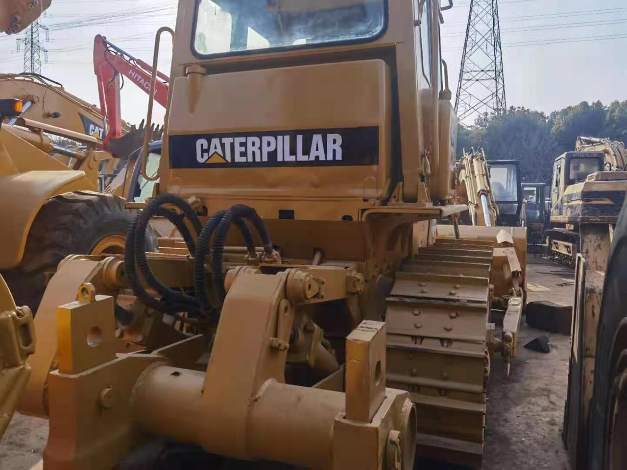 CATERPILLAR D6D - Μπουλντόζα: φωτογραφία 4 CATERPILLAR D6D - Μπουλντόζα: φωτογραφία 4
