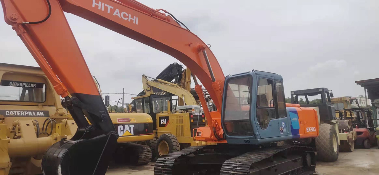 HITACHI EX200-2 - Ερπυστριοφόρος εκσκαφέας: φωτογραφία 3 HITACHI EX200-2 - Ερπυστριοφόρος εκσκαφέας: φωτογραφία 3