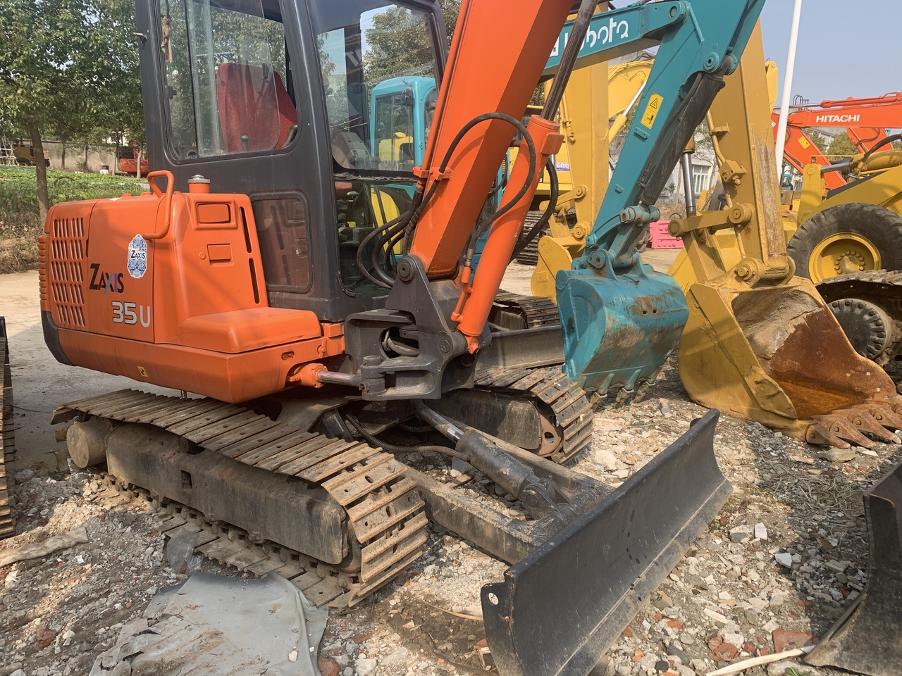 HITACHI ZX35U-mini excavator - Μίνι εκσκαφέας: φωτογραφία 4 HITACHI ZX35U-mini excavator - Μίνι εκσκαφέας: φωτογραφία 4