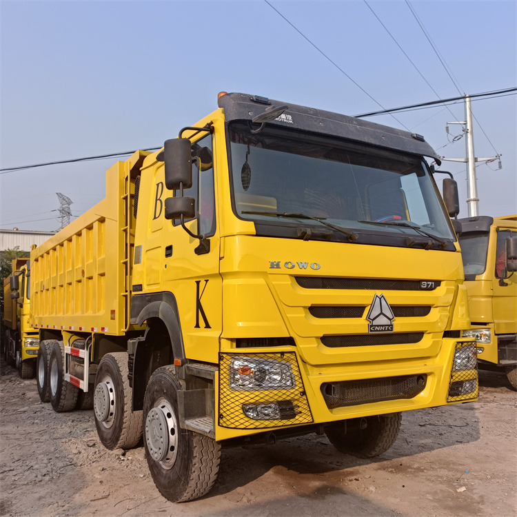 Φορτηγό ανατρεπόμενο HOWO 8x4 371hp-Tipper: φωτογραφία 6