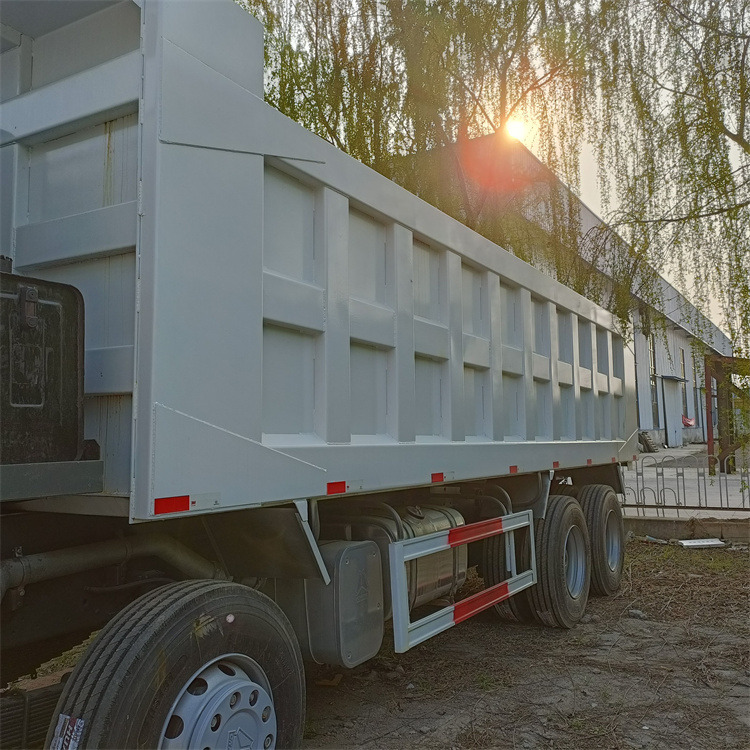 Φορτηγό ανατρεπόμενο HOWO HOWO 371-white tipper: φωτογραφία 8
