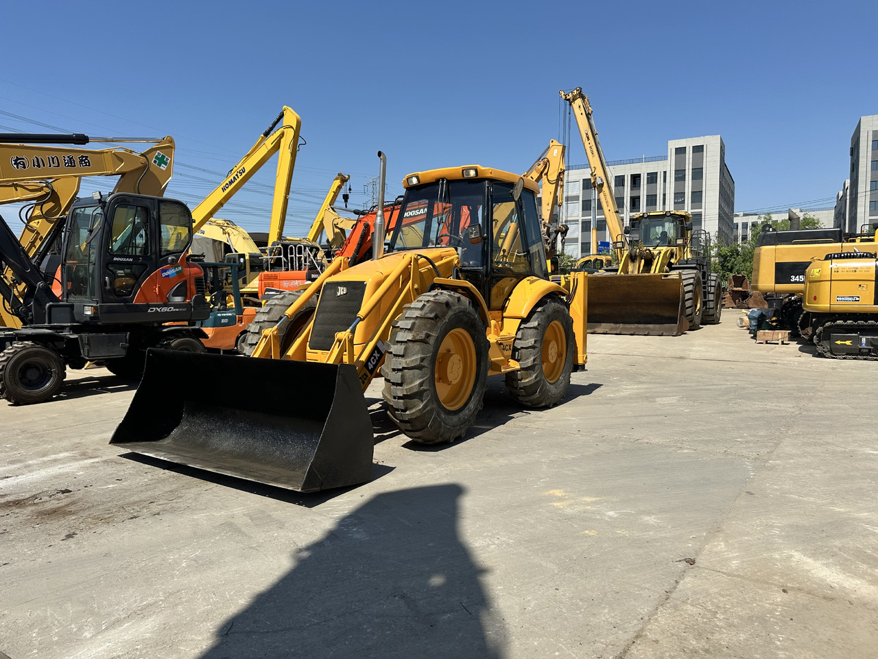 JCB 4CX - Φορτωτής εκσκαφέας: φωτογραφία 2 JCB 4CX - Φορτωτής εκσκαφέας: φωτογραφία 2