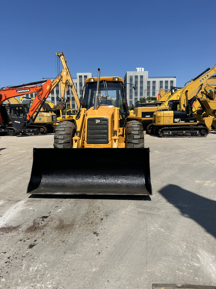 JCB 4CX - Φορτωτής εκσκαφέας: φωτογραφία 4 JCB 4CX - Φορτωτής εκσκαφέας: φωτογραφία 4