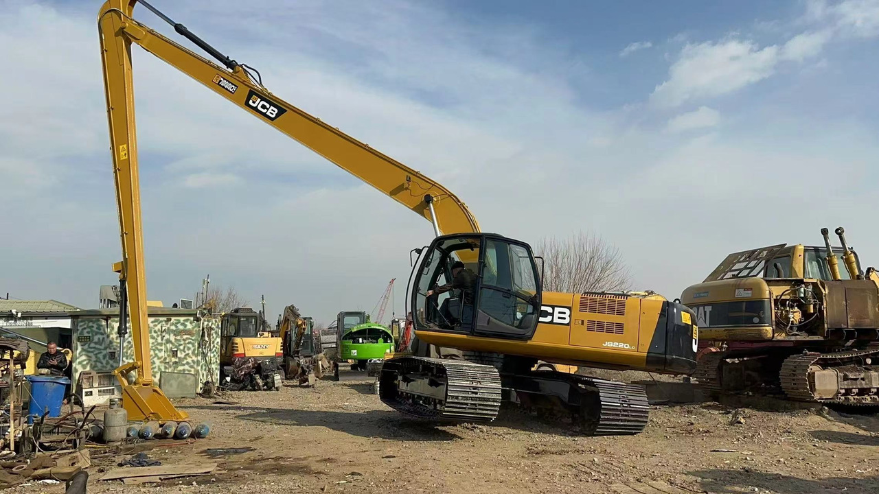 JCB JS220LC - Ερπυστριοφόρος εκσκαφέας: φωτογραφία 4 JCB JS220LC - Ερπυστριοφόρος εκσκαφέας: φωτογραφία 4