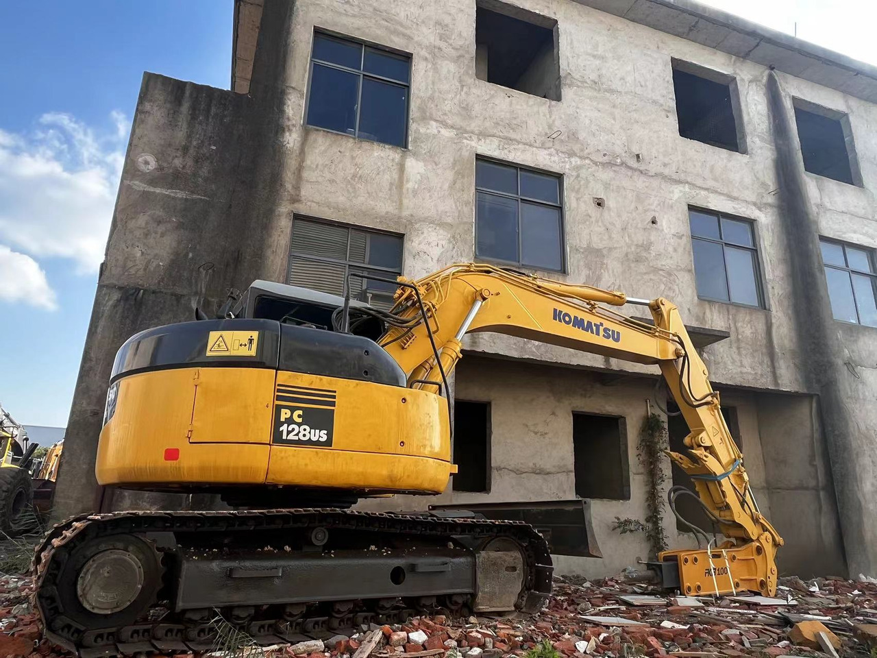 KOMATSU PC128US - Ερπυστριοφόρος εκσκαφέας: φωτογραφία 1 KOMATSU PC128US - Ερπυστριοφόρος εκσκαφέας: φωτογραφία 1